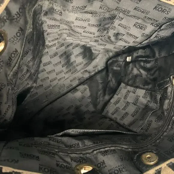 Michael Kors Black/Tan Signature Canvas Jet Set Tote - Picture 10 of 10